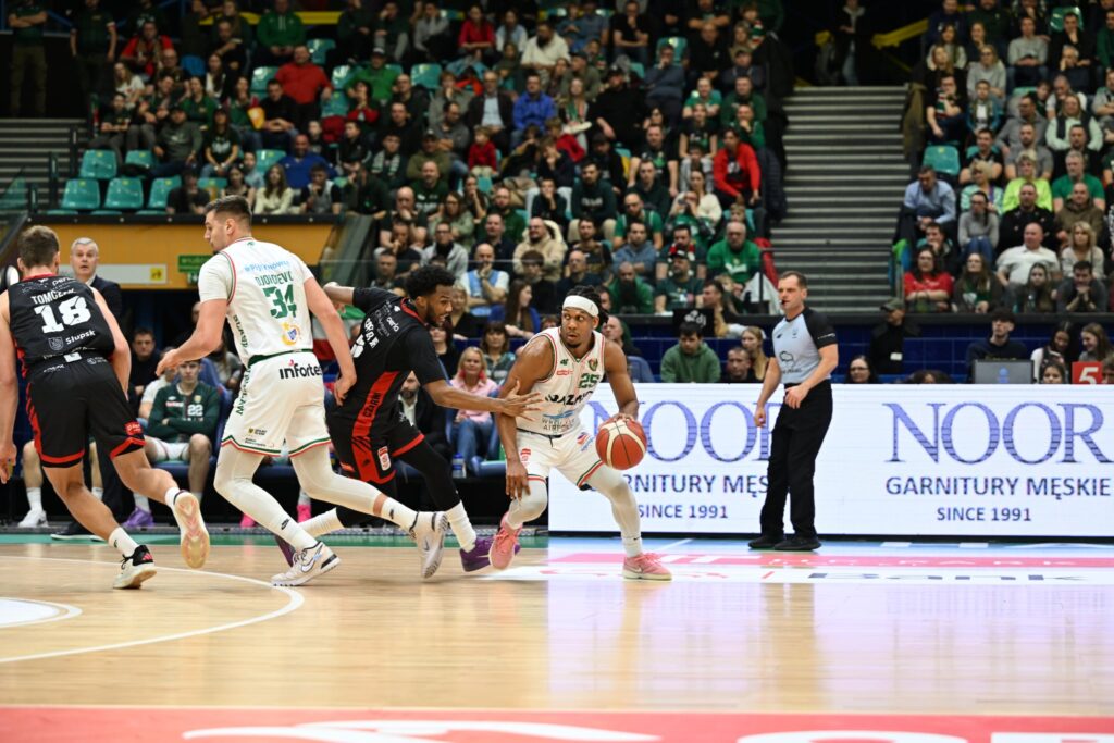 Efektowne zwycięstwo na początek tygodnia! [RELACJA]